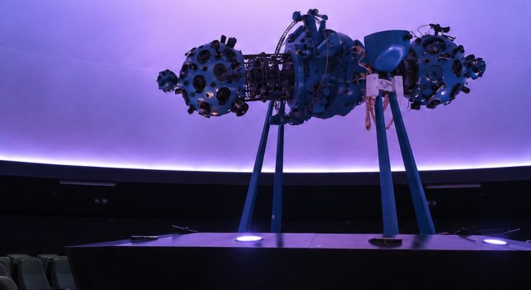 Interior del domo del Planetario de Bogotá